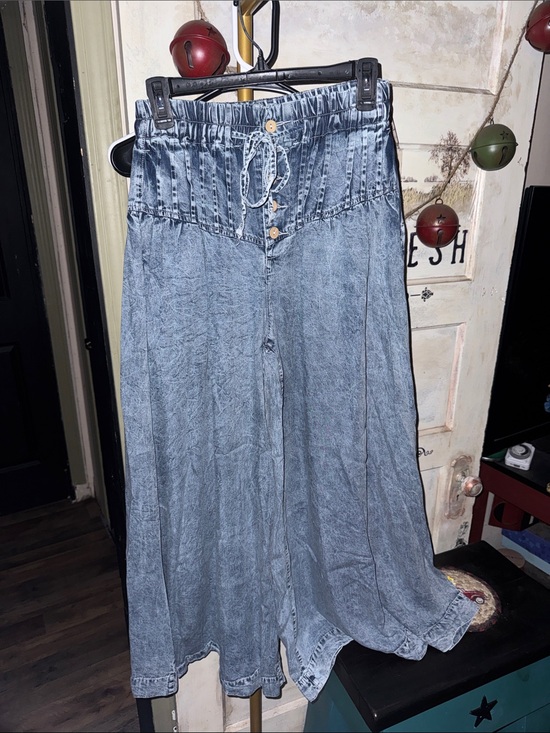 Oli & Hali Denim - Oli & Hali Washed Light Blue Wide Leg Jeans with Elastic Waist